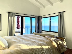 7 bedrooms, iron/ironing board, WiFi, bed sheets