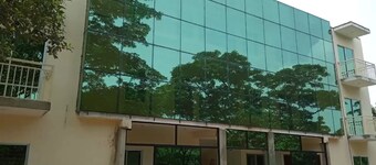 Hill Crown Hotel & Resort