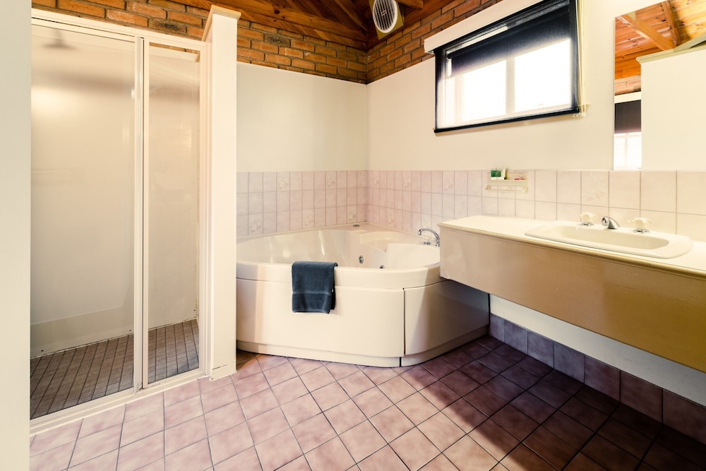 Castlemaine Colonial Motel by null