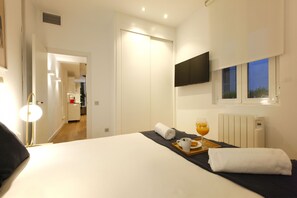 In-room safe, iron/ironing board, free WiFi, bed sheets