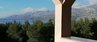 Appartamento Rončević a soli 50 m dal mare