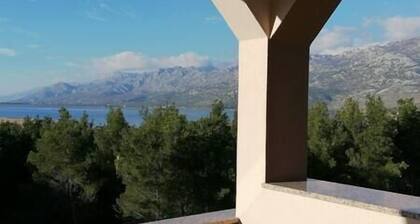 Asunto Rončević vain 50 metrin päässä merestä