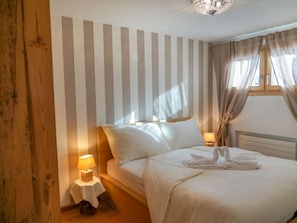 1 chambre, fer et planche à repasser, Wi-Fi