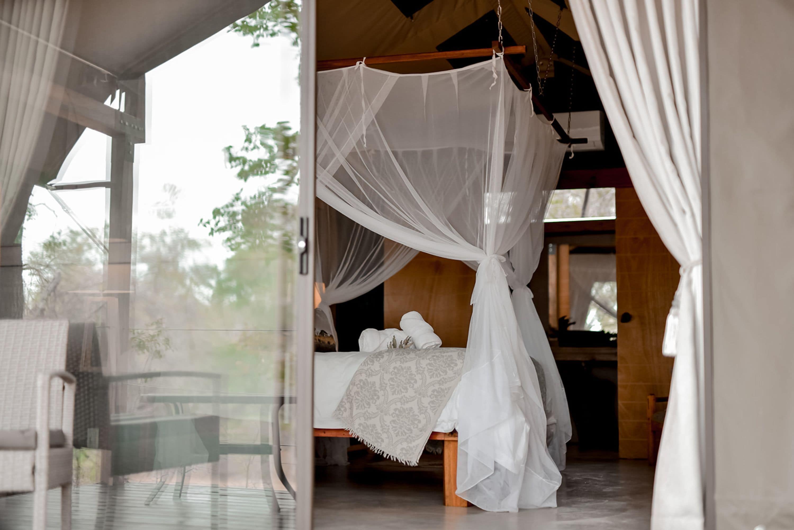 Egyptian cotton sheets, premium bedding, down comforters, free WiFi