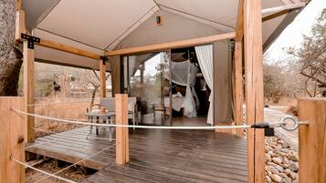 Tente Luxe, vue fleuve | Terrasse/Patio