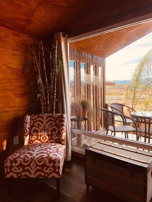 Cabaña del Vino | 1 bedroom, down comforters, pillowtop beds, free minibar items - Paraíso del Valle (Valle de Guadalupe)
