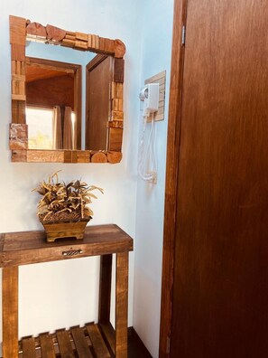 Ducha, artículos de tocador de diseñador, secador de pelo, toallas