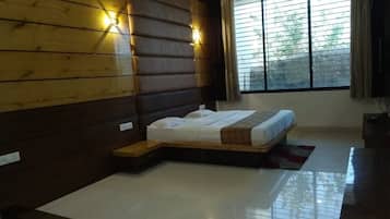 Deluxe Room | Free WiFi