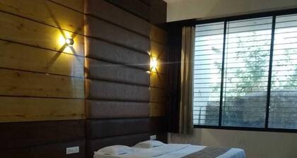 Shivani resort mandu