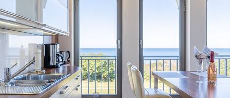 Køleskab, mikrobølgeovn, ovn, opvaskemaskine