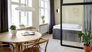 Uklassifisert bilde, 2 av 104, knapp