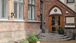 Uklassifisert bilde, 3 av 104, knapp