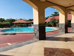 Exterior - Subic Waterfront Resort And Hotel (Olongapo)