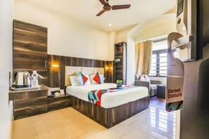 Deluxe Room - Hotel Airport International (New Delhi)