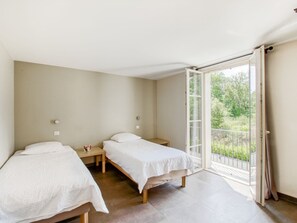 4 bedrooms, WiFi