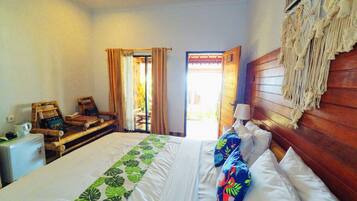 Quarto casal | Cortinas blackout, Wi-Fi de cortesia, roupa de cama