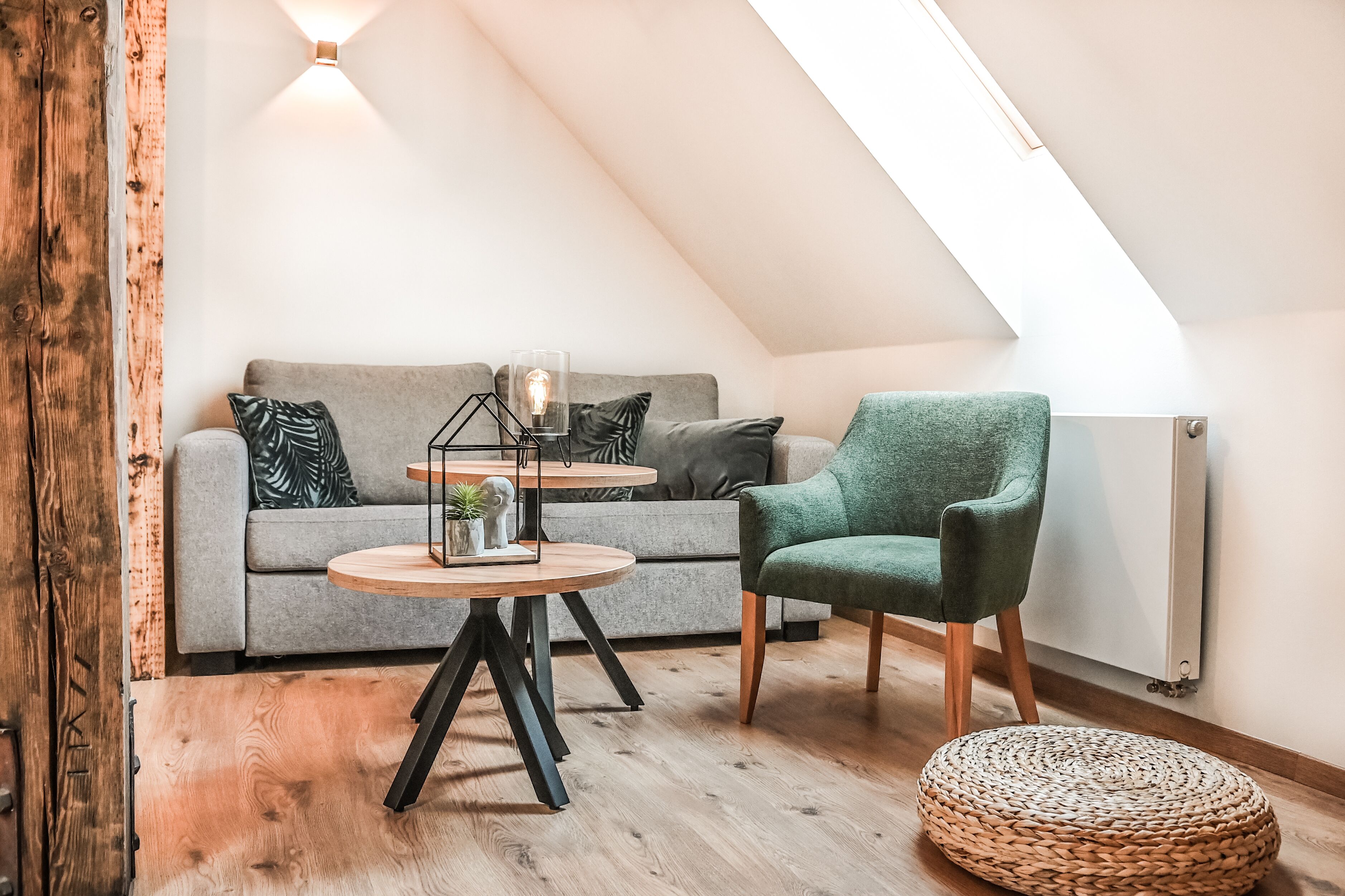 apartment, 2 bedrooms | living area | flat-screen tv