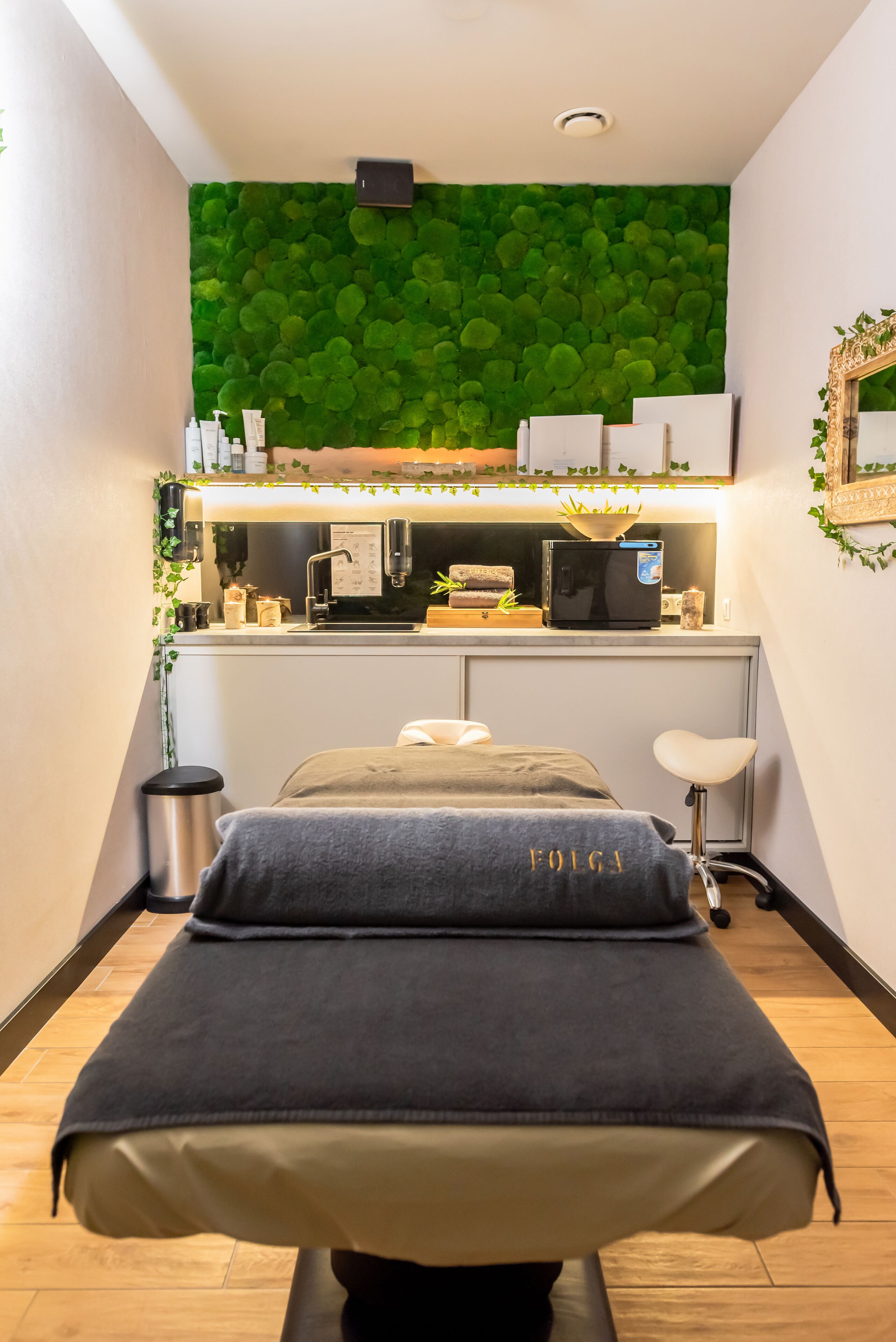 body treatments, facials, massages