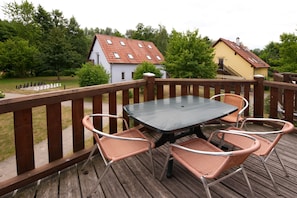 Ulkoruokailutilat