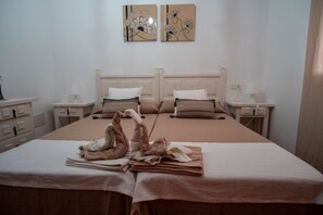 2 slaapkamers, een strijkplank/strijkijzer, wifi, beddengoed