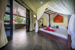 3 Schlafzimmer, Zimmersafe, Schreibtisch, Bügeleisen/Bügelbrett