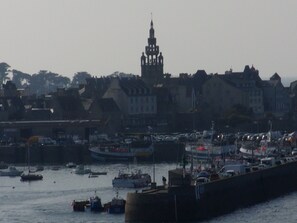 Marina - West cape; 100m beach; Batz island view;jacuzzi;wifi. (santec)