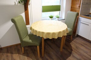 Dining - Apartment 1 - Holiday home Zeeck (Insel Hiddensee)