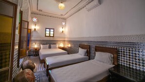 Quarto quádruplo família (3)