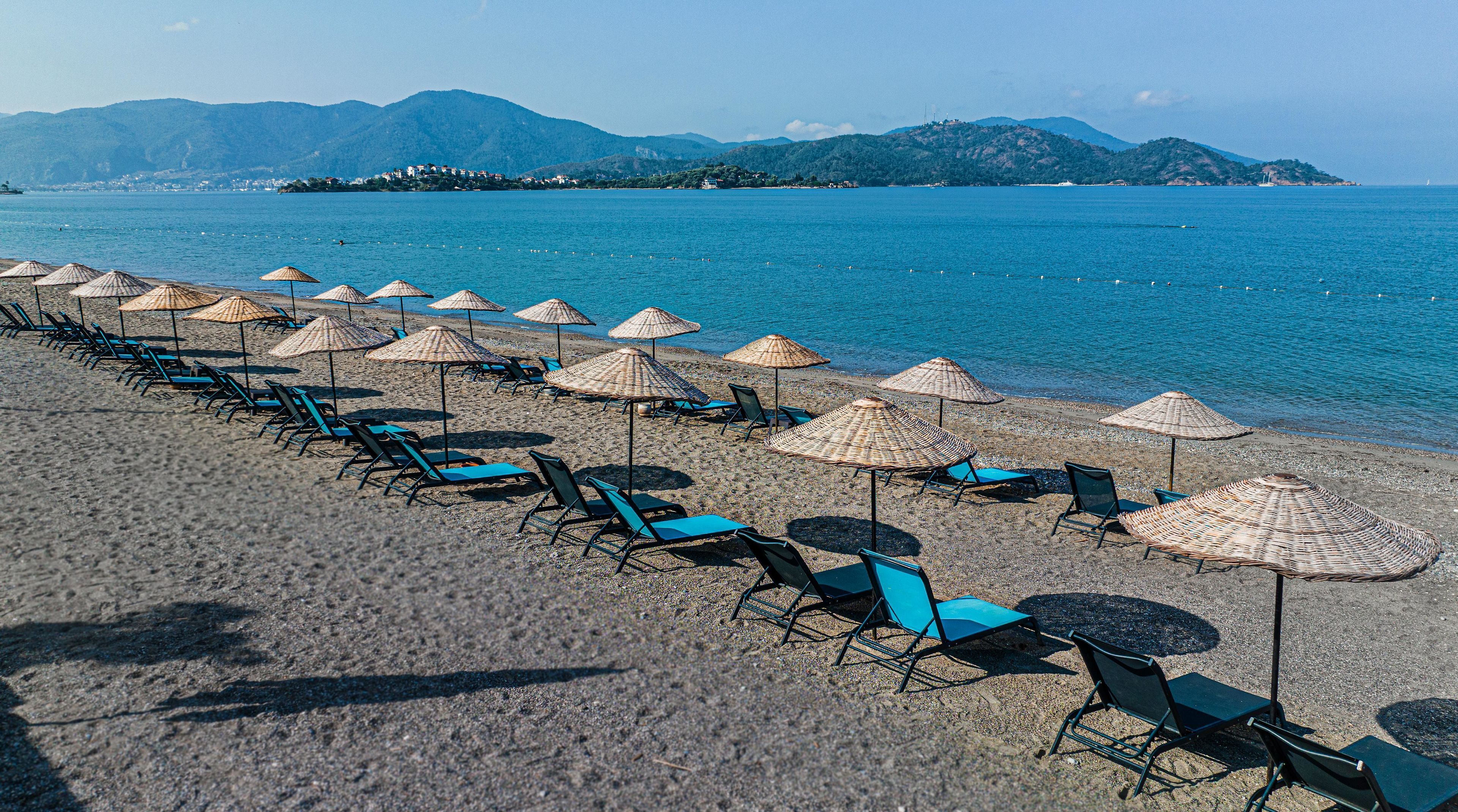 Private beach, sun-loungers, beach umbrellas