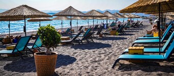 Uras Beach Hotel
