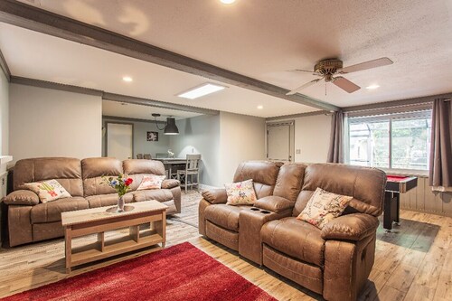 The Flo's house, Snowbird Winter Haven • Spacious 1800 sq ft Home with New Lanai