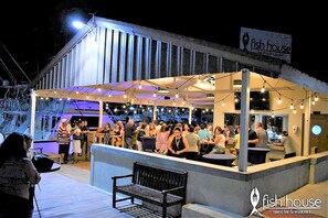 Dining - Varadero Marina Airport Guests Rooms (Oranjestad)