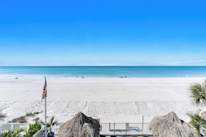 On the beach - Sand Isle II B—Gulf-Front Escape w/ Pool, Balcony, & Walkable Dining in Indian Rocks (Indian Rocks Beach)