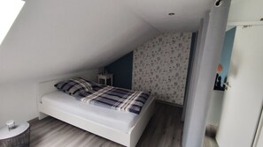 1 camera, ferro/asse da stiro, Wi-Fi gratuito, lenzuola