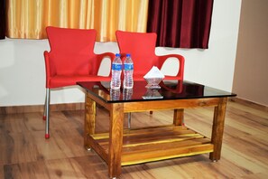 Superior Double Room | In-room dining - Viraz Valley (Kumta)