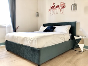 1 غرفة نوم ومكواة/لوح كي وواي فاي مجانًا وملاءات أسرّة