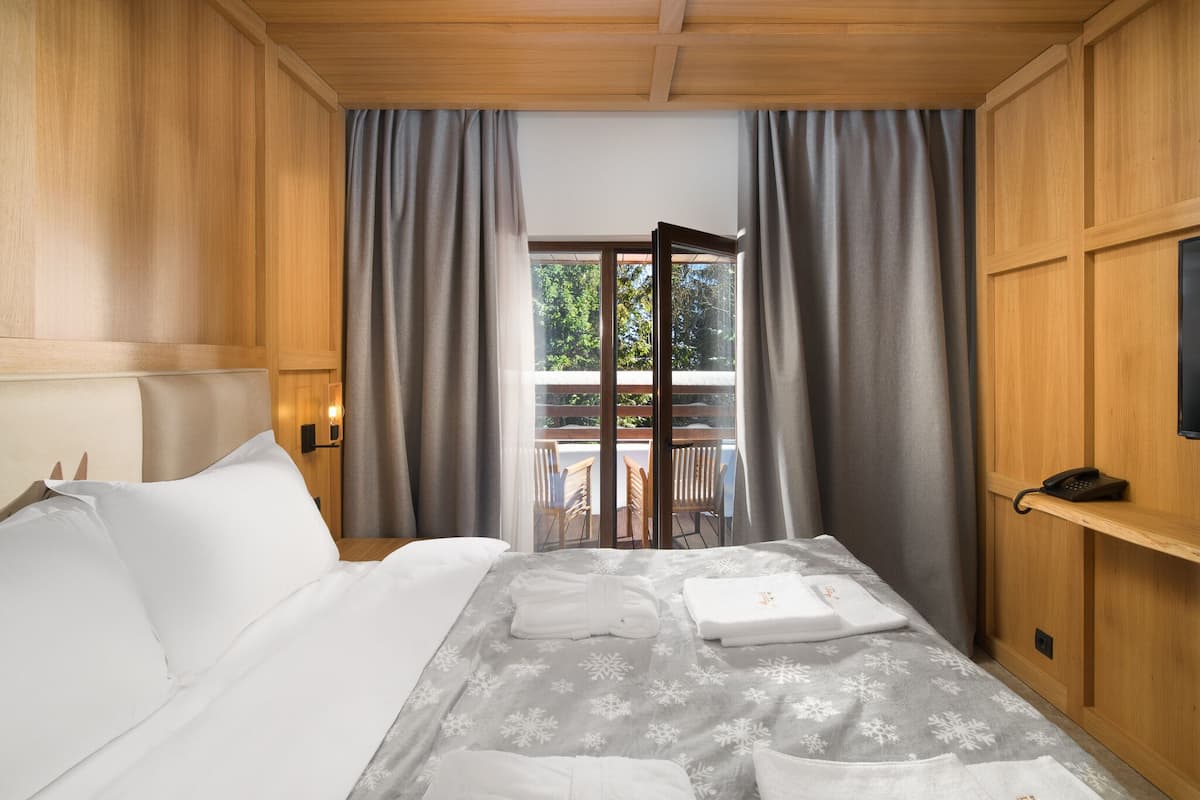 Panoramic Apartment, Balcony (First Floor) | 1 bedroom, free WiFi, bed sheets