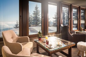 Sala de estar en el lobby