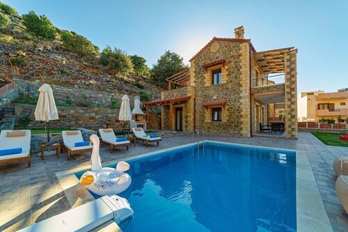 Villa Nikos - Faraggi Villas