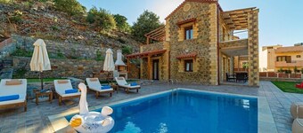 Villa Nikos - Faraggi Villas