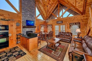 TV, peis og DVD-spiller