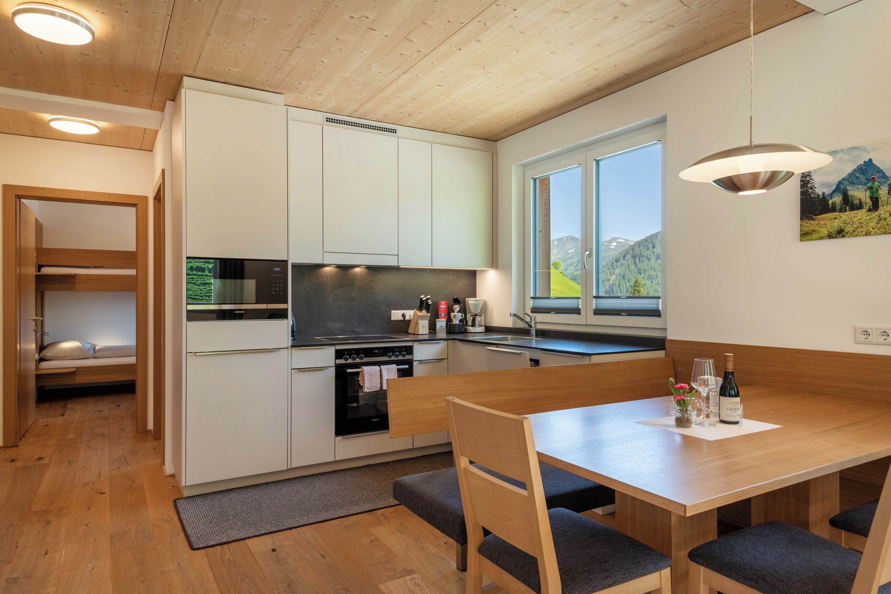 Superior Apartment, 2 Bedrooms (Top 1/5, inlc. 90 EUR Cleaning Fee) | 2 bedrooms, premium bedding, desk, soundproofing