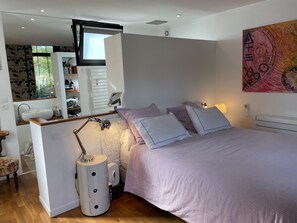 2 bedrooms, iron/ironing board, WiFi, bed sheets - Charming apartment house 300 m from Anglet beaches (Anglet)