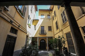 Interior entrance - Brera 6 Apartment (Milan)