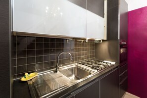 Apartment, 1 Bedroom | Private kitchen