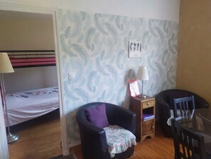 2 bedrooms, travel crib, free WiFi, bed sheets - Bienvenu Chez Lisette (Les Ollières-sur-Eyrieux)