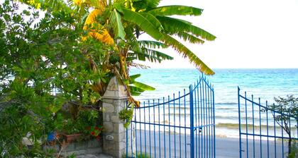 12 Seafront Studios-Amazing Seaview- 24 to 36 pers