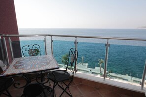 Appartement Confort | Vue sur la plage/l’océan