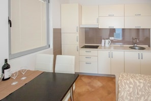 Comfort Apartment | Private kitchenette