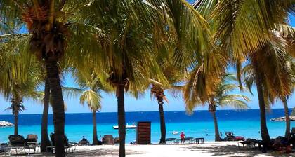 Luxury 2 BDR beachfront apartment at “The Shore” on Blue Bay Resort Curacao